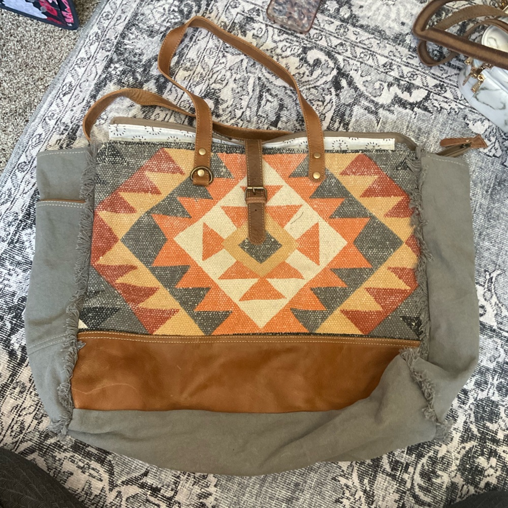 Myra weekender bag